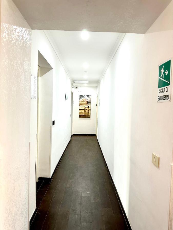 Trevi Romantic Alcova Ngoại thất bức ảnh